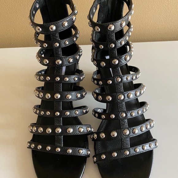 Steve Madden Black Studded Gladiator Sandals - Picture 1 of 4